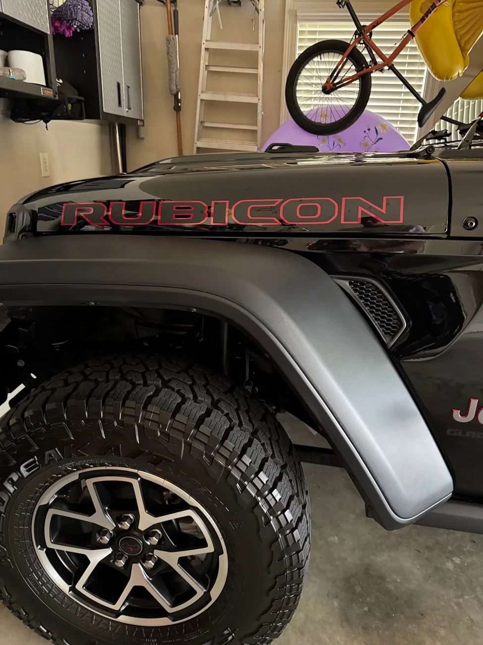 Jeep Gladiator Do you like the stock 2025 Rubicon wheels? IMG_3373