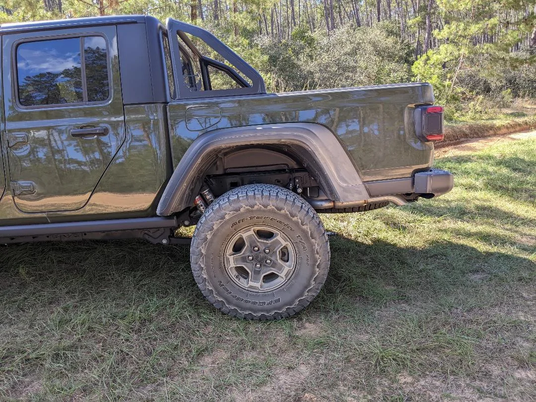 Jeep Gladiator Do you like the stock 2025 Rubicon wheels? 1756916003675-dk