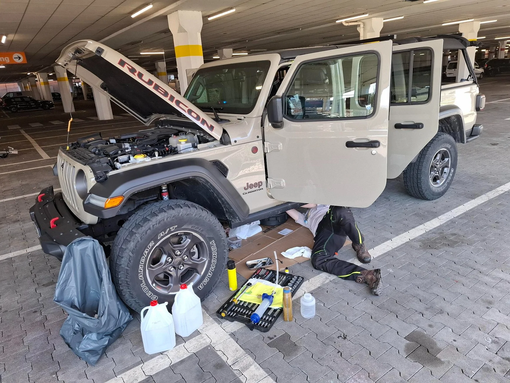 Jeep Gladiator Adding a XJ 1987 4.0 Limited with LPG +spares and getting rid of a 2005 GC Overland 3.0 CRD? 1000034033