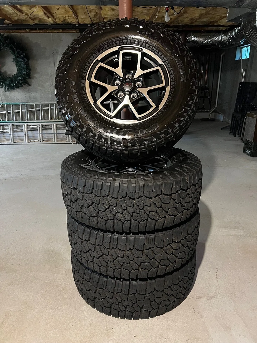 Jeep Gladiator Rubicon Wheels (Gladiator / Wrangler) and 33" Tires (takeoffs) - $1,500 JT7