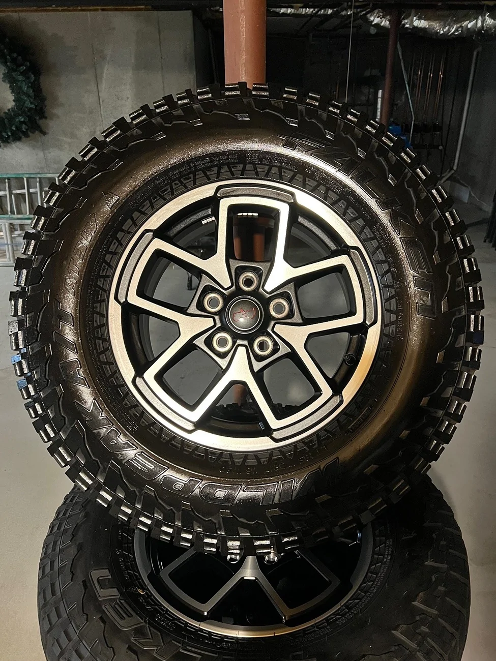 Jeep Gladiator Rubicon Wheels (Gladiator / Wrangler) and 33" Tires (takeoffs) - $1,500 JT6