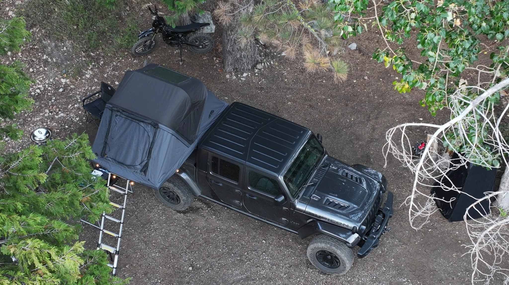 Jeep Gladiator GRANITE CRYSTAL JT Gladiator Club 5ZKsXvB