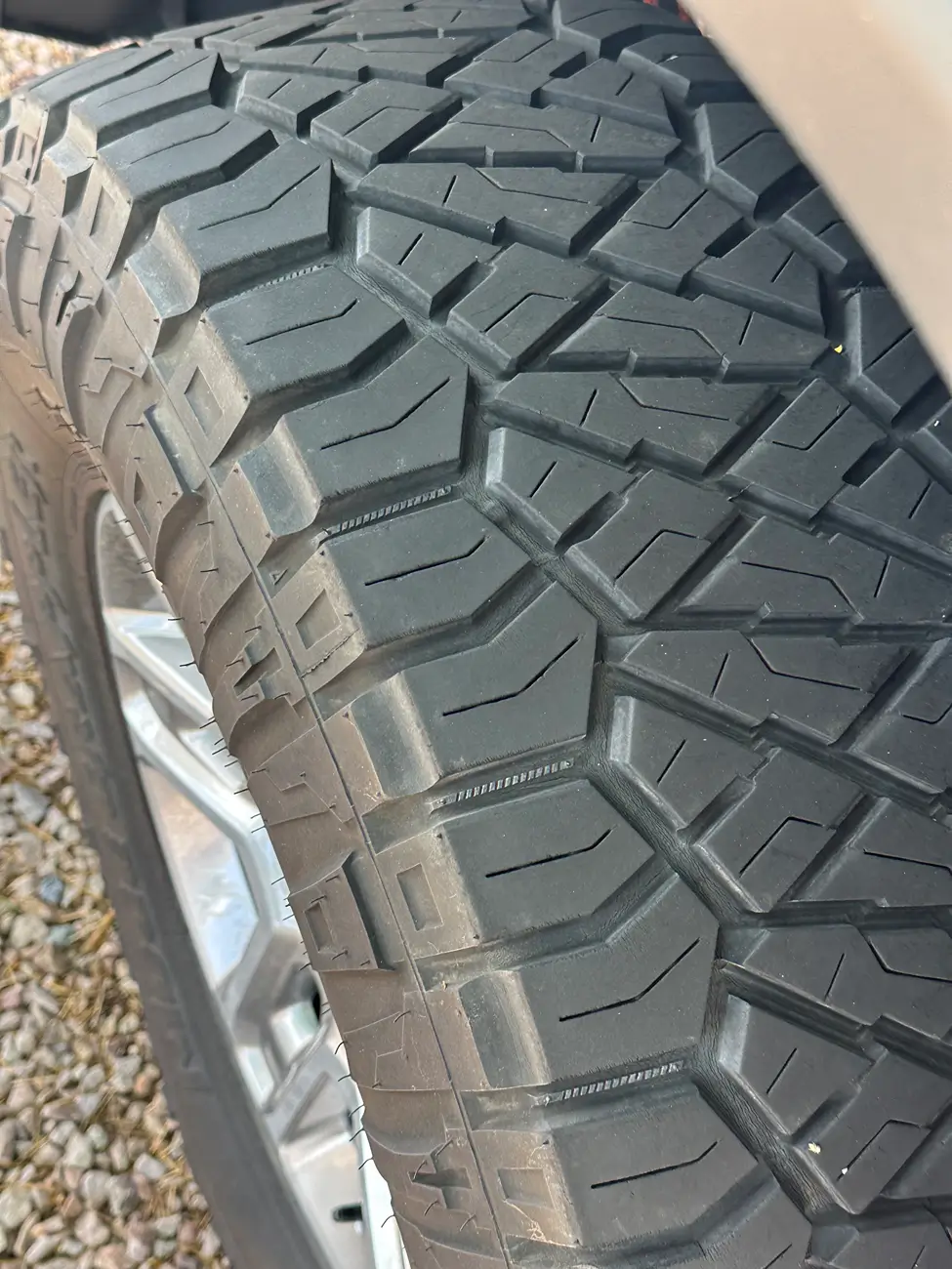 Jeep Gladiator Nitto Ridge Grappler Tires, 4, 305 70 17 Good condition tempImagejpOUGC