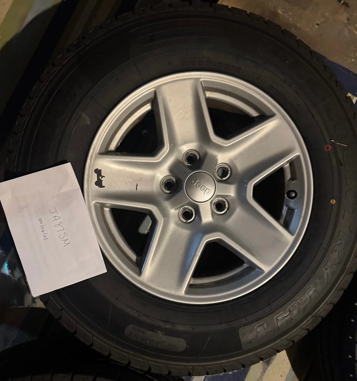 Jeep Gladiator Sport Gladiator Wheels Take offs with spare tpms 245/75r17 IMG_2547