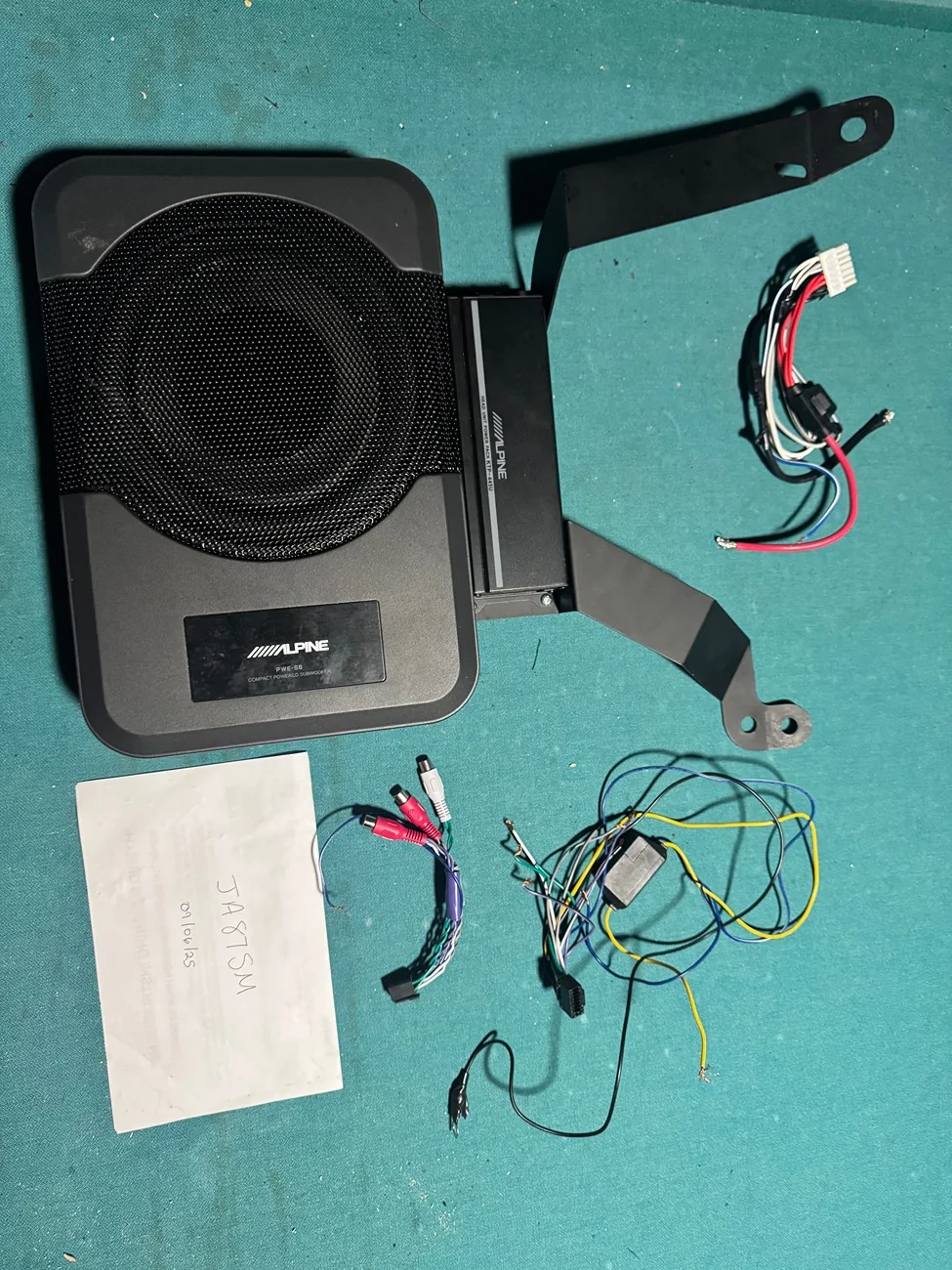 Jeep Gladiator Alpine PSS-23WRA Powered Subwoofer and 4 Channel Amp IMG_2554