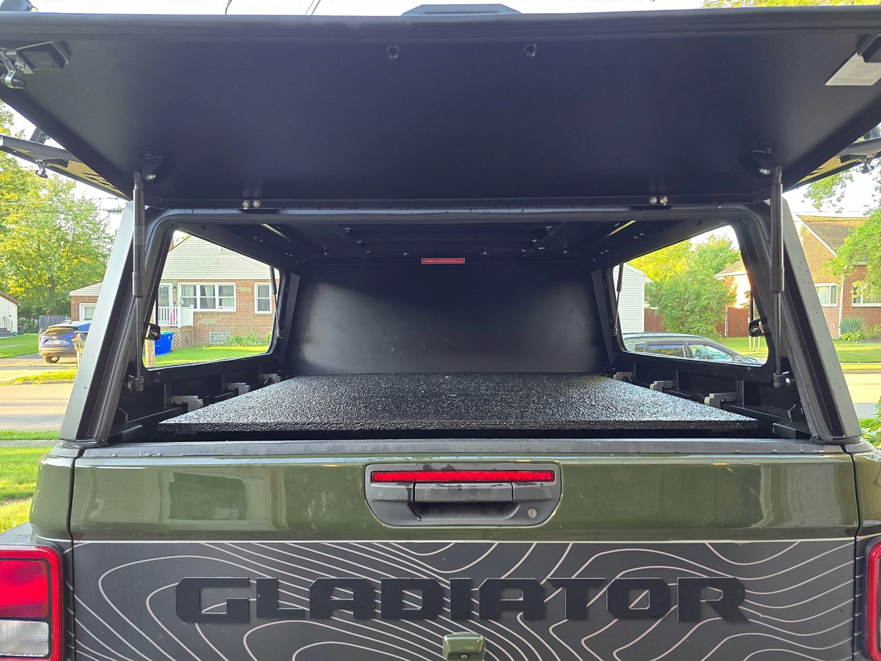 Jeep Gladiator Sarge Green Build Thread, 42s (2025) max tow... overland etc 20250908_074532