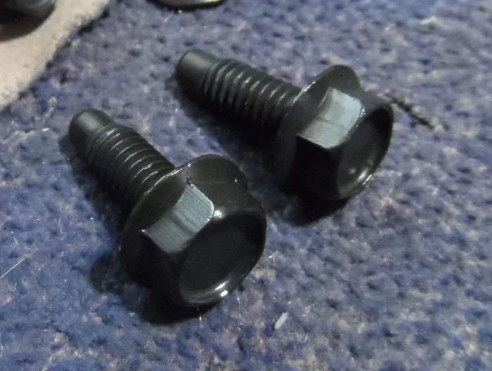 Jeep Gladiator Gold Zinc Chromate: What It Is and How It Protects Your Metal Parts black-bolts-1