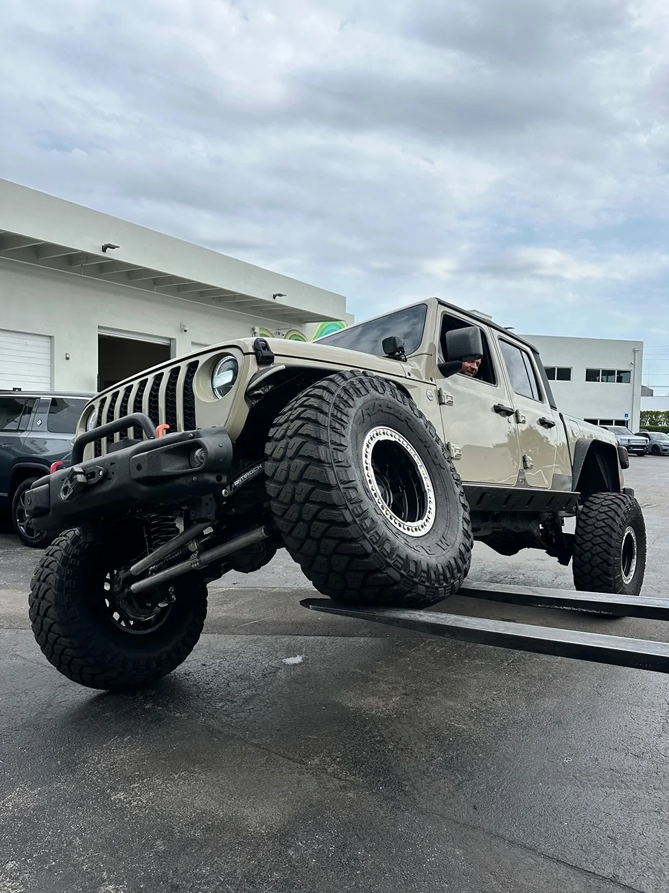 Jeep Gladiator 2.5 steering?? IMG_3005