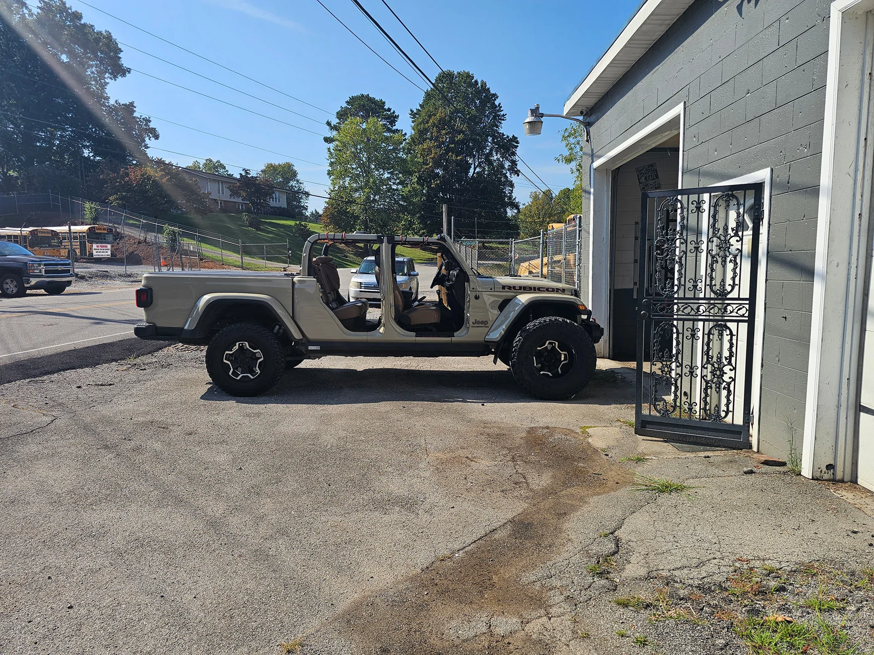 Jeep Gladiator Closeout sale on 37” Firestone Destination M/T2 1000013209