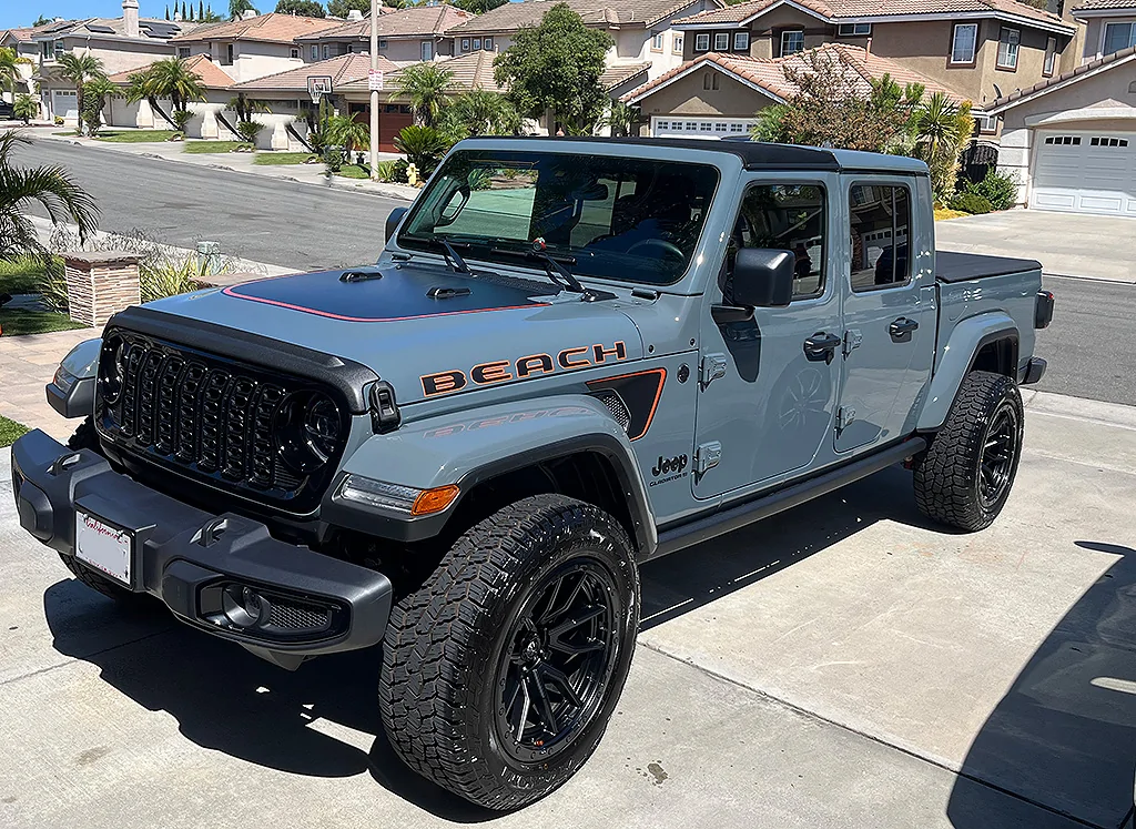 Jeep Gladiator Cool Daily Random JT Gladiator Pics -- Post Em! 📸 bath2