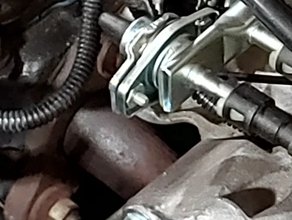 Jeep Gladiator Leaking Coolant Reservoir? (Always check your fluids!!) 1758216353932-im