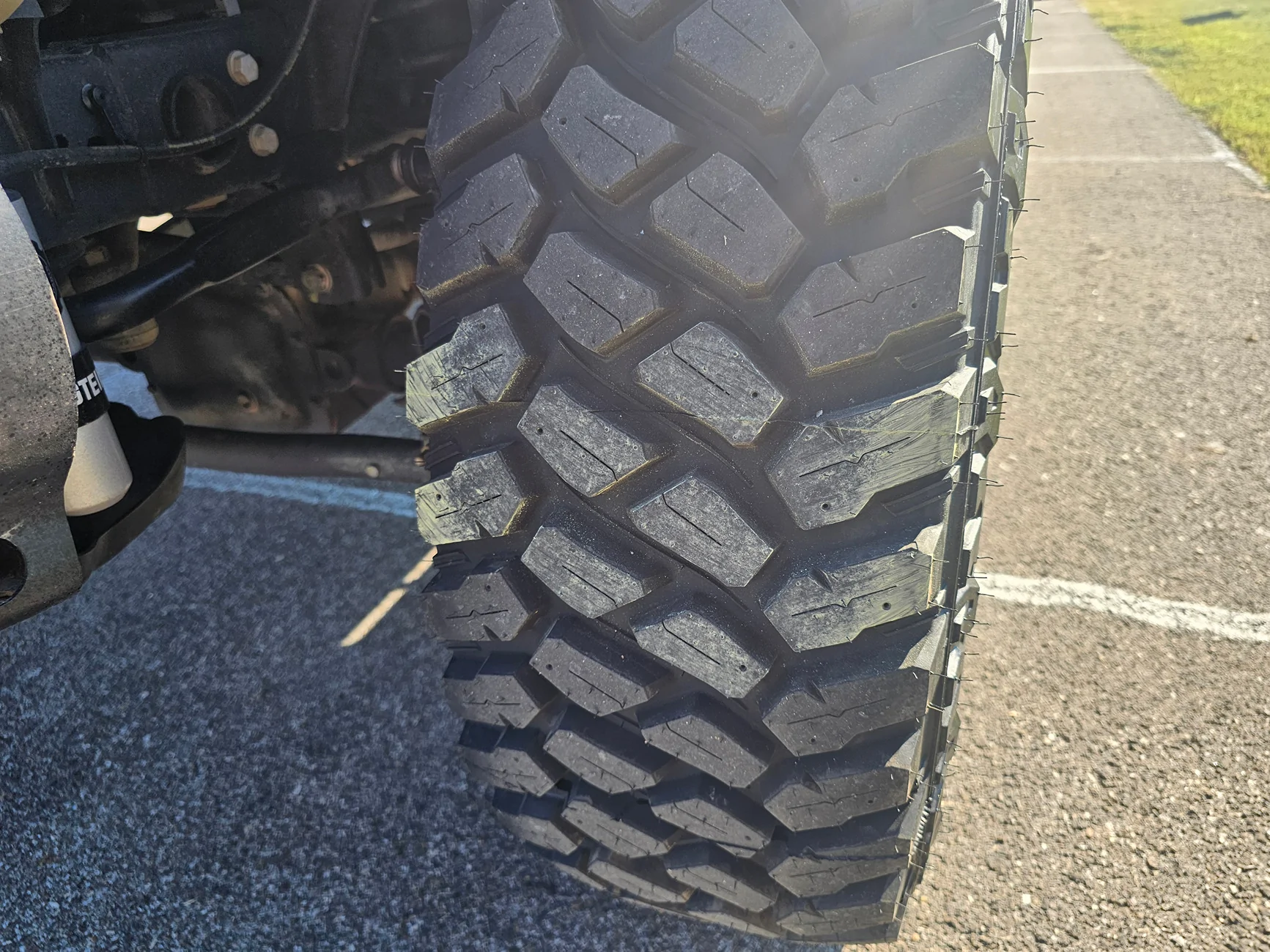 Jeep Gladiator Closeout sale on 37” Firestone Destination M/T2 20250918_094642