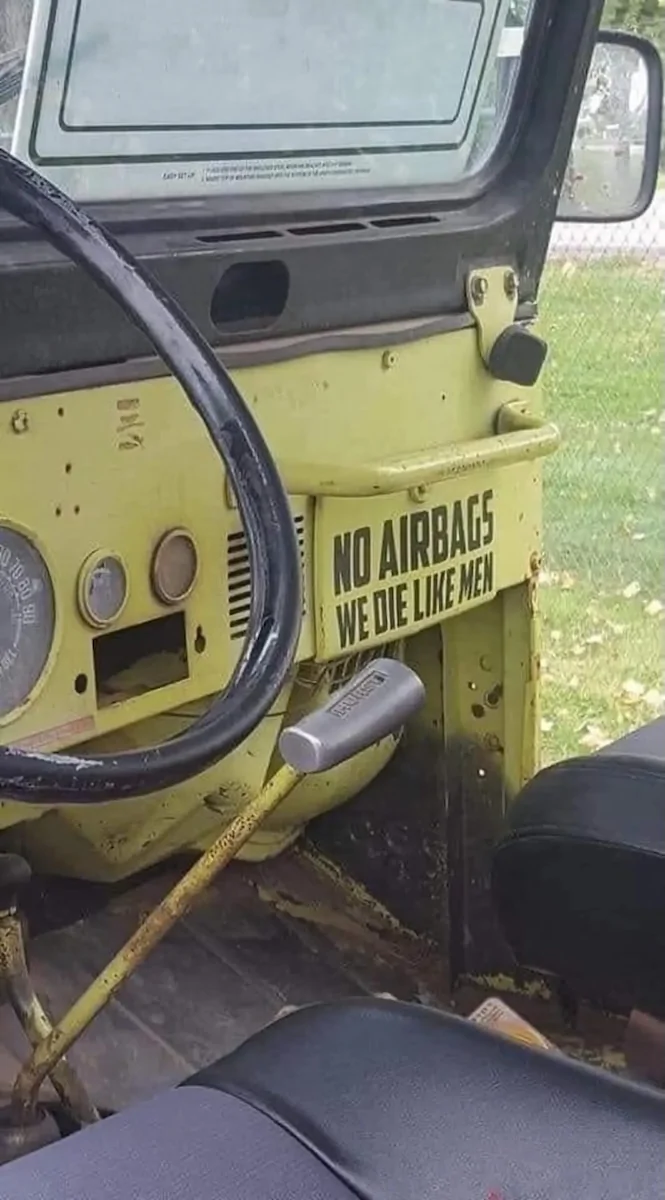 Jeep Gladiator O 549208641_10236176403297885_8319350954982490086_n