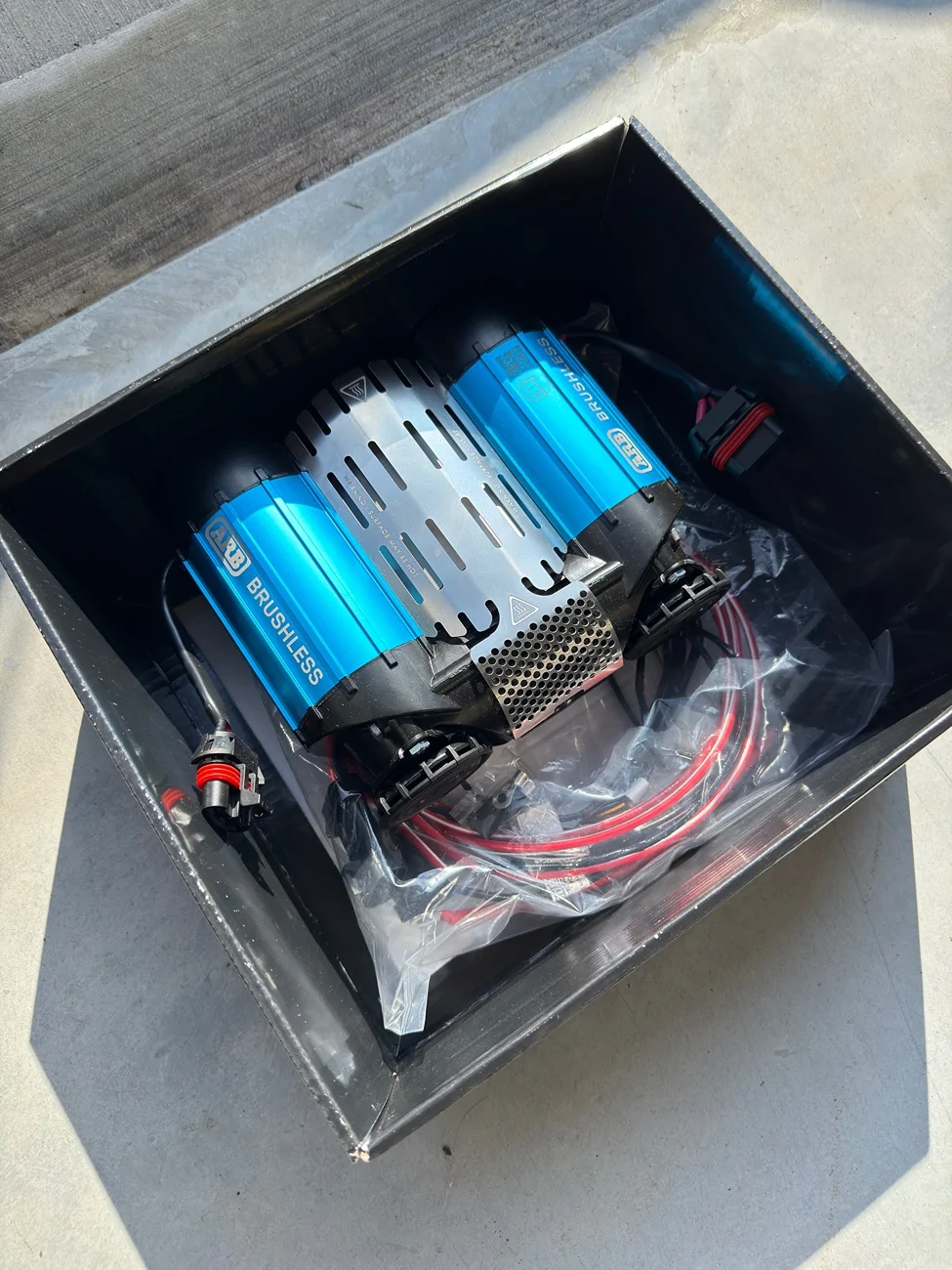 Jeep Gladiator NEW ARB Brushless Twin Onboard Compressor Kit - $750 IMG_4855