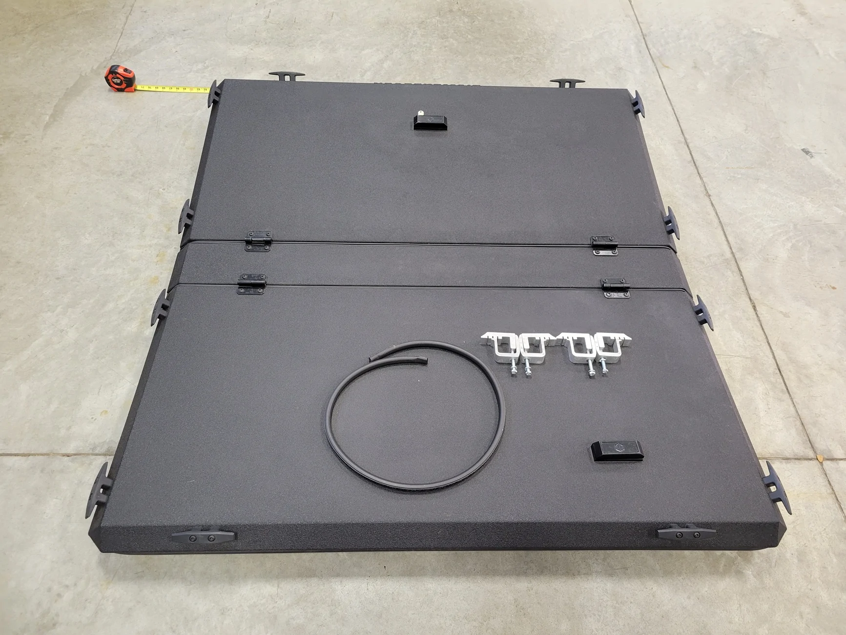 Jeep Gladiator Diamondback HD bed cover 1000042614