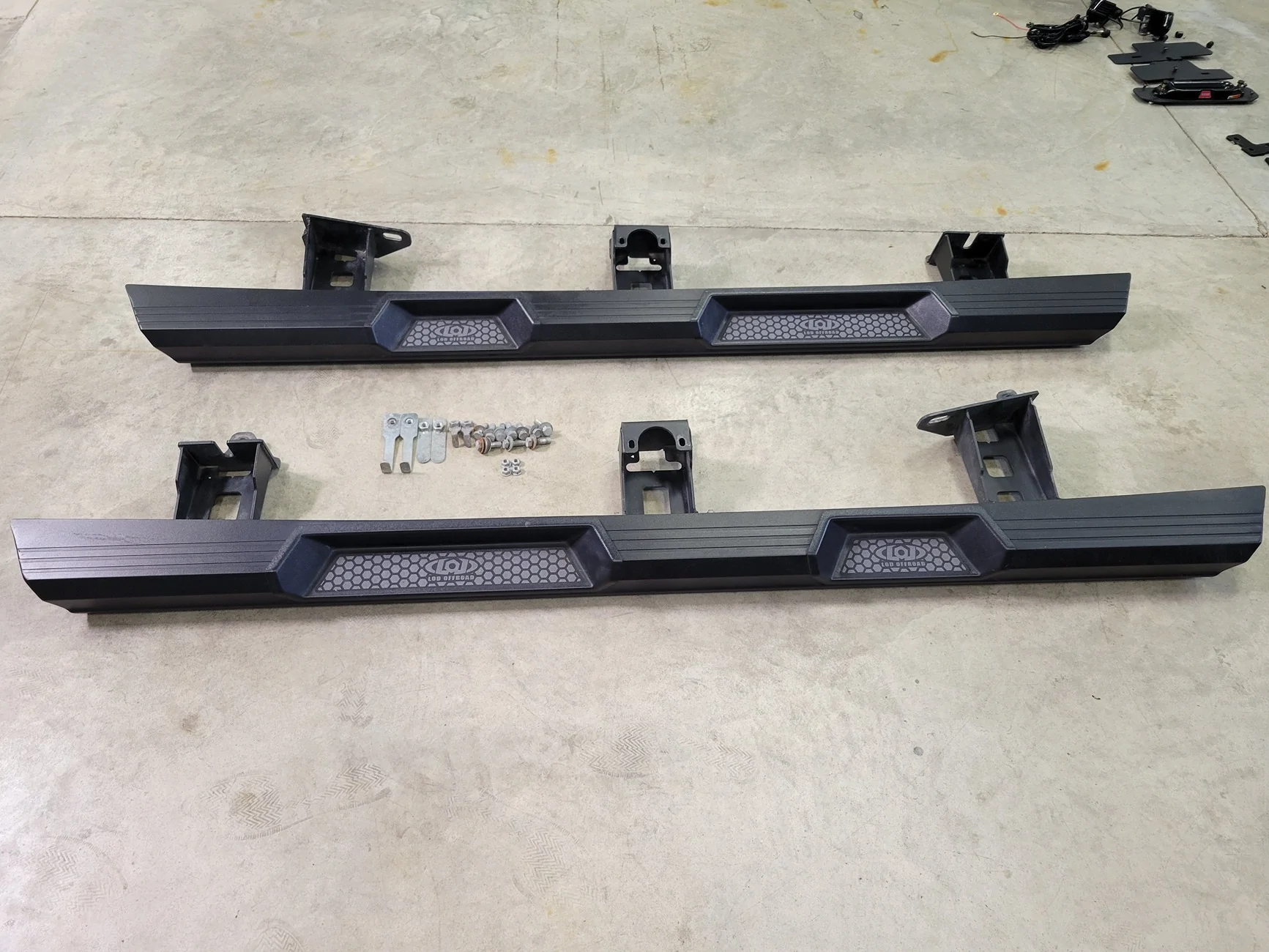 Jeep Gladiator LOD Offroad rock slider steps 1000042603