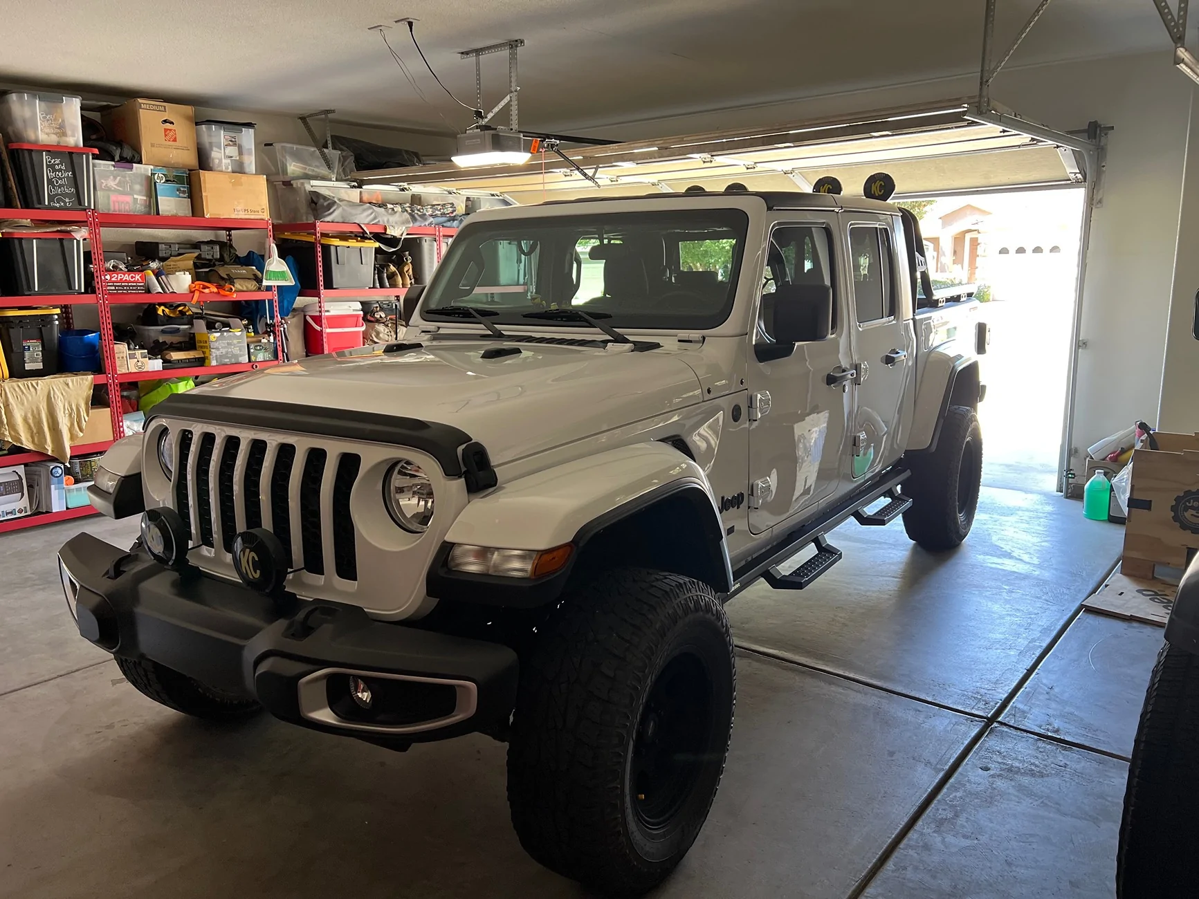Jeep Gladiator What’s your #1 must-have light for trail rides? IMG_4055
