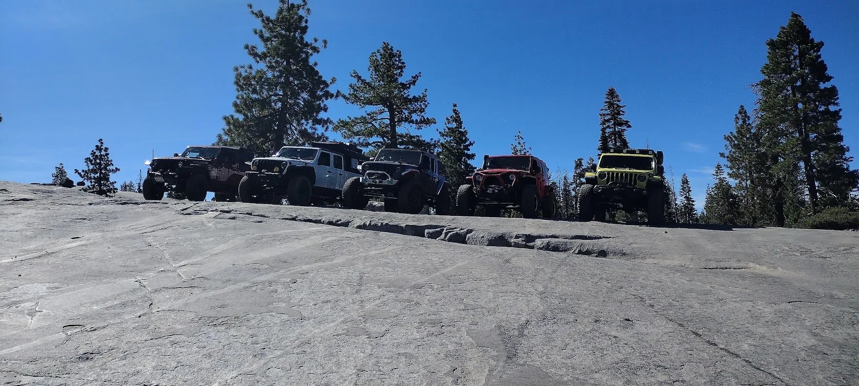 Jeep Gladiator Jeeps Parking Next To Jeeps IMG_20250807_095249094