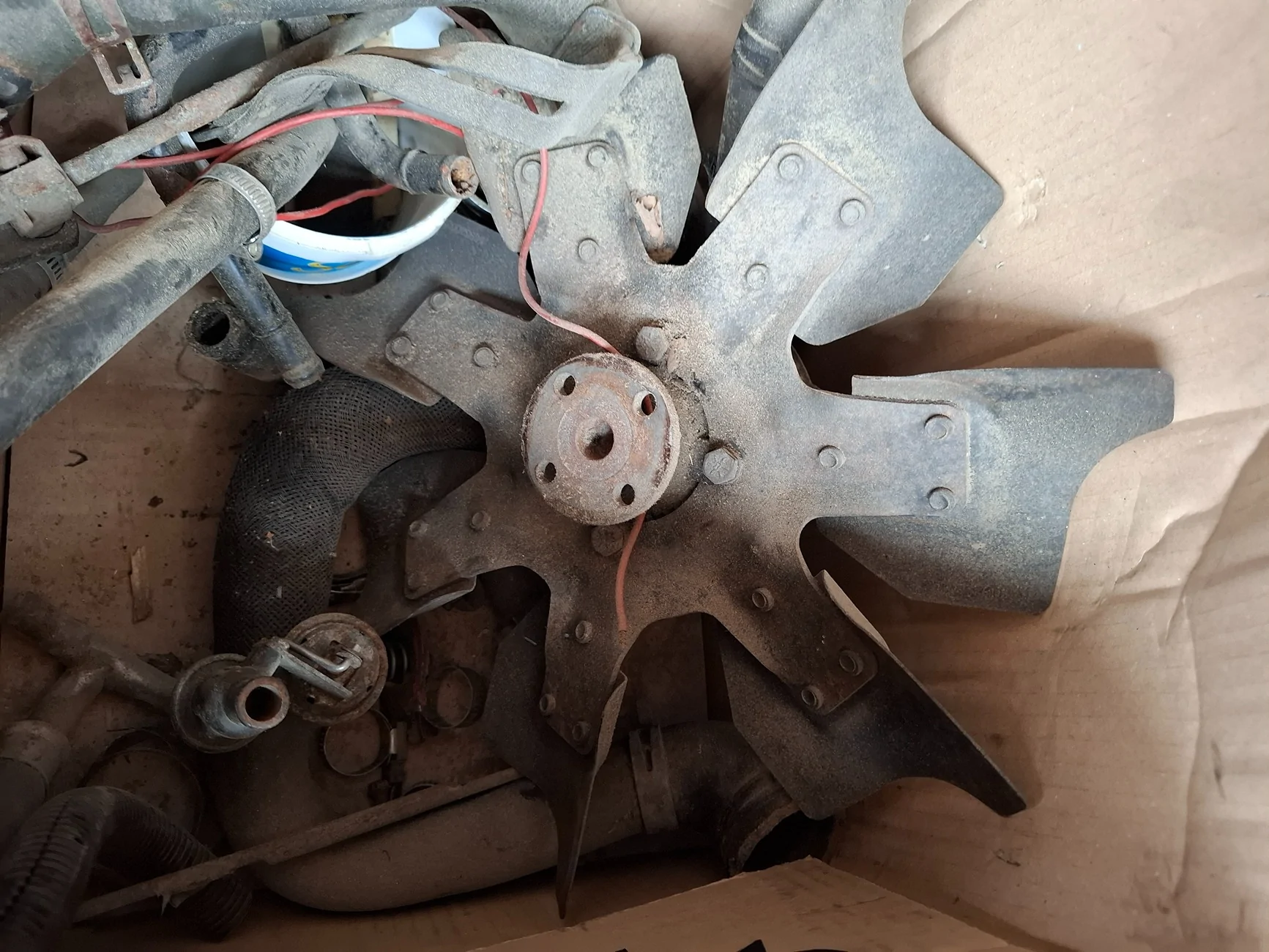 Jeep Gladiator Adding a XJ 1987 4.0 Limited with LPG +spares and getting rid of a 2005 GC Overland 3.0 CRD? 20250922_151210