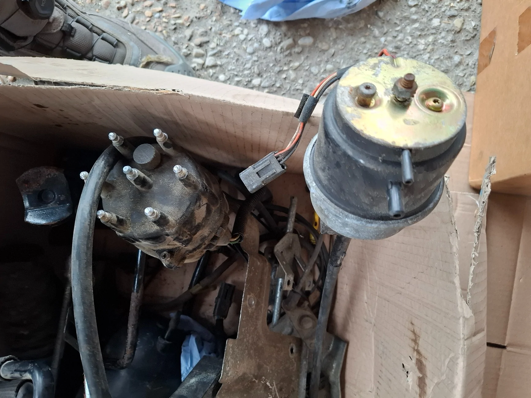 Jeep Gladiator Adding a XJ 1987 4.0 Limited with LPG +spares and getting rid of a 2005 GC Overland 3.0 CRD? 20250922_150530