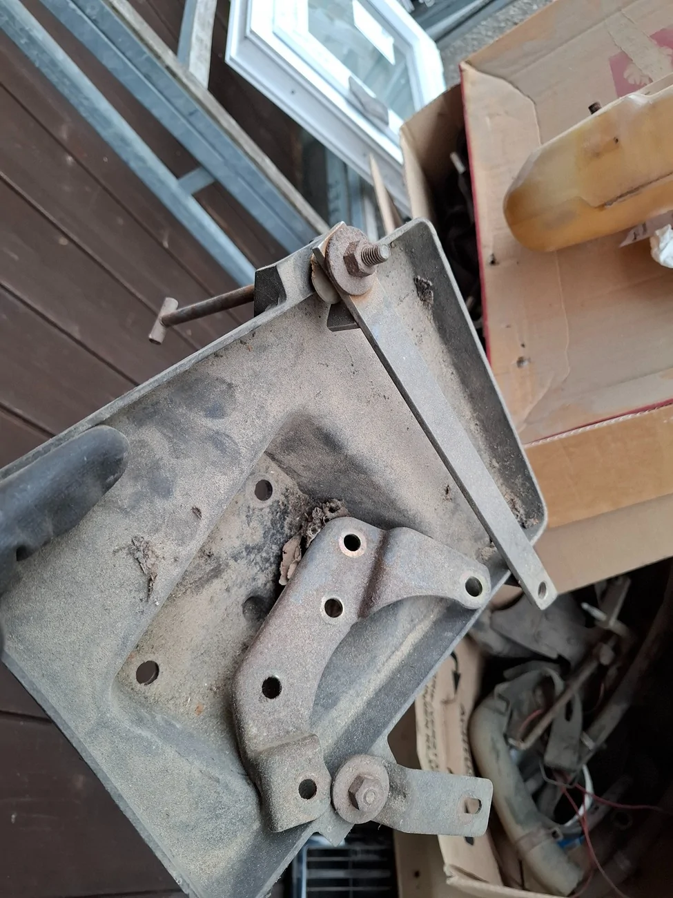 Jeep Gladiator Adding a XJ 1987 4.0 Limited with LPG +spares and getting rid of a 2005 GC Overland 3.0 CRD? 20250922_151154