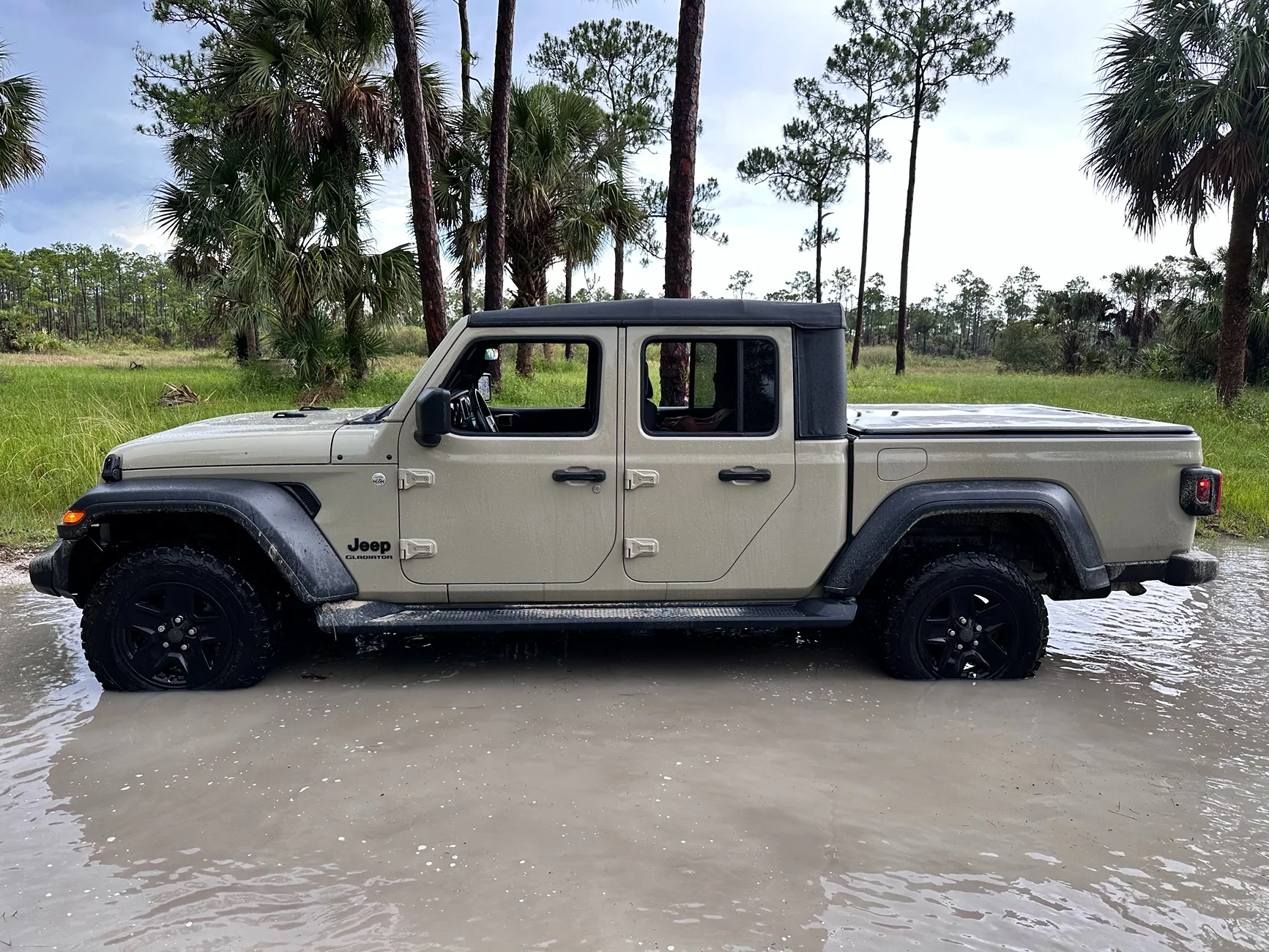 Jeep Gladiator 2020 6MT Gobi Gladiator on 40's IMG_5656