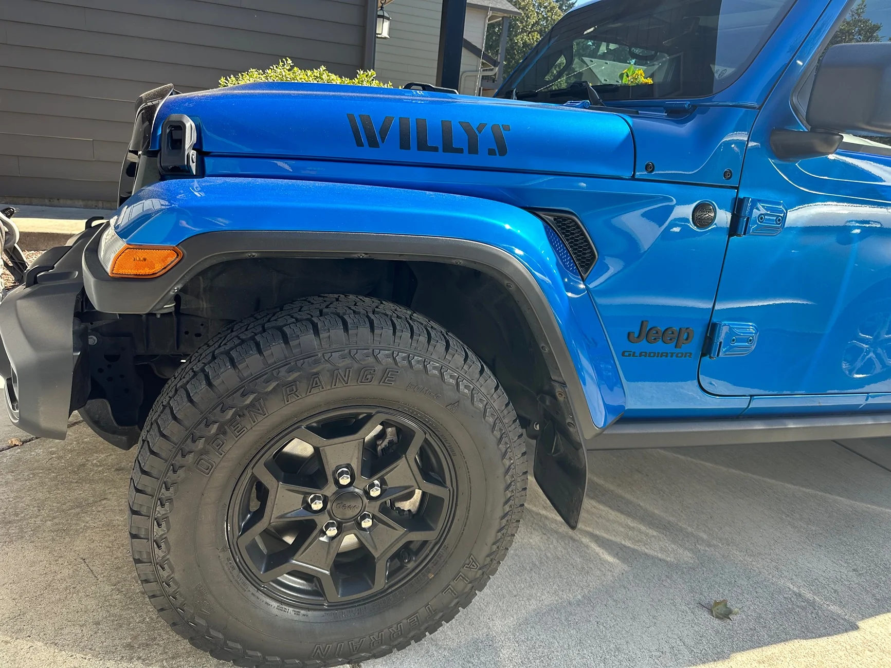 Jeep Gladiator Clearance for 37x12.5s? Non-Rubicon axle width and 17x8.5 0/4.75" BS IMG_6453