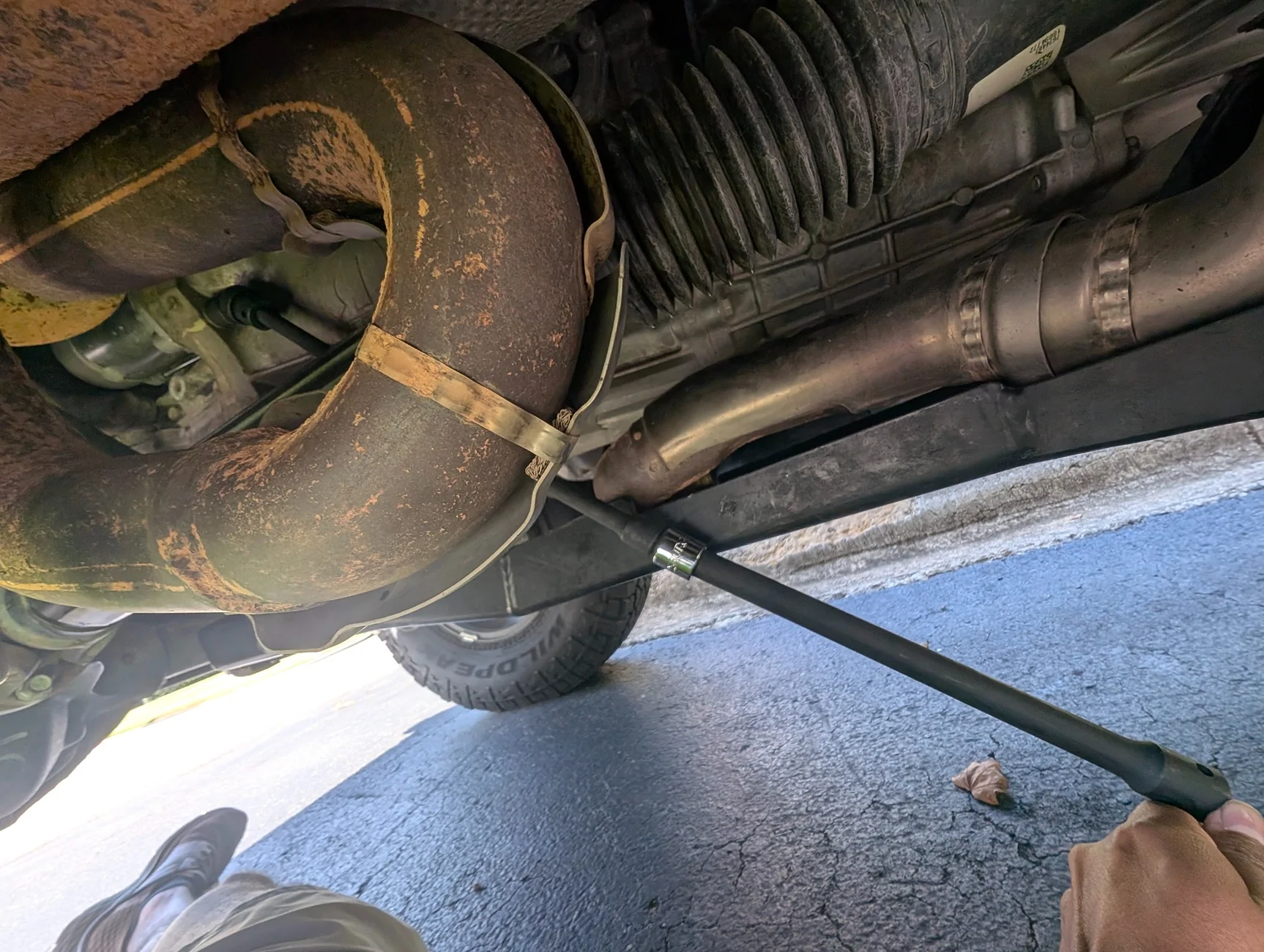 Jeep Gladiator DIY  Starter replacement 2022 Mojave MT lower bolt extension side vi