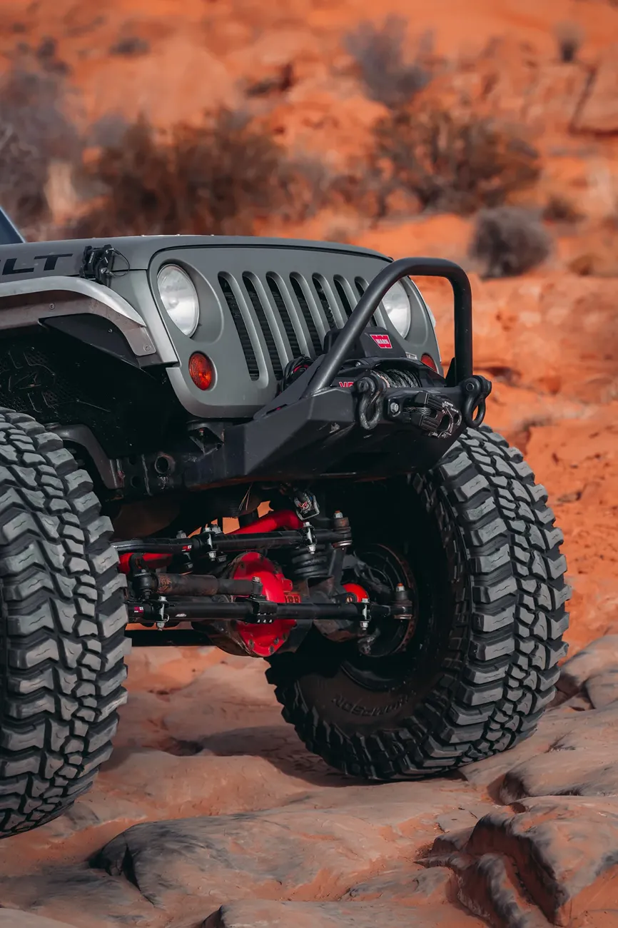 Jeep Gladiator Help me choose a stubby front bumper motobilt tomahawk6
