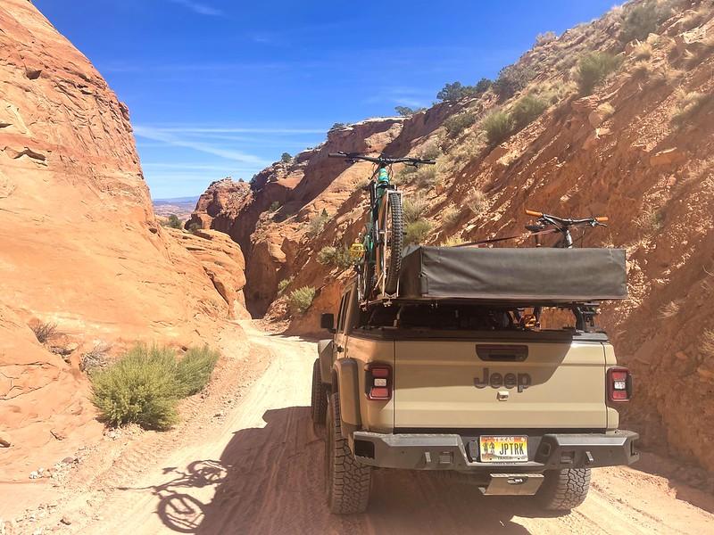 Jeep Gladiator Mountain Bikes - How are you guys carrying them?? 186440-a4760c47cea692d0f83e9d210892208d