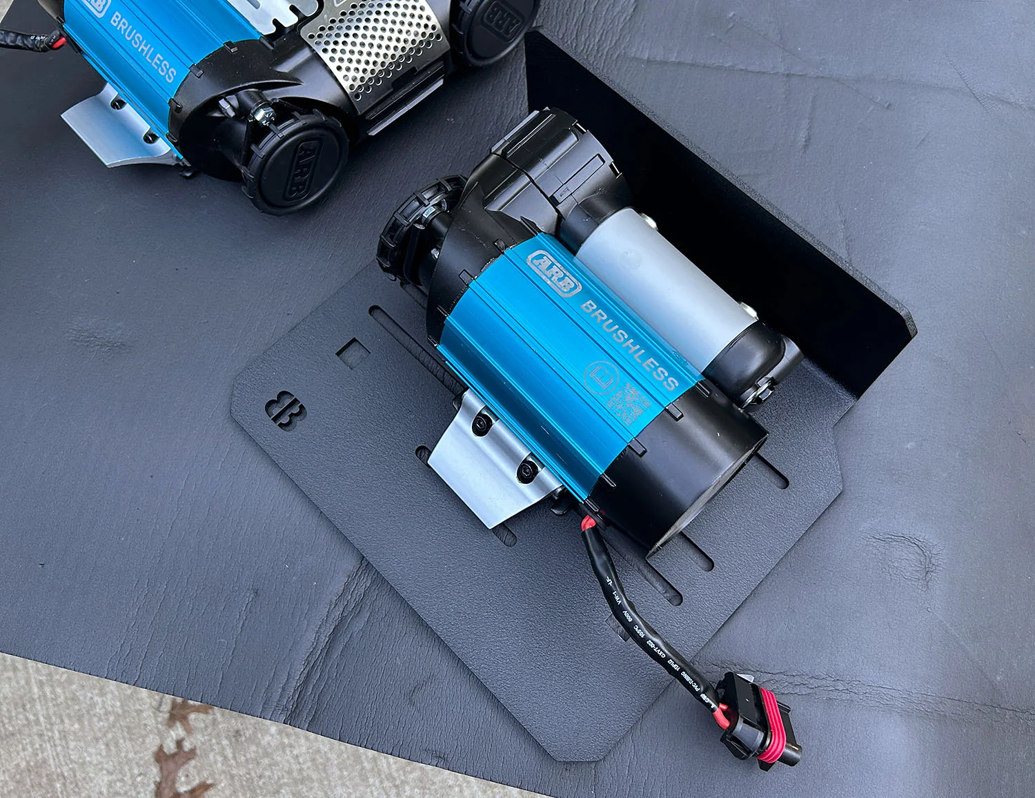 Jeep Gladiator NEW - Above the Spare Tire Compressor Mount for ARB / ViAir 813-Above-Tire-Mount-V1-3