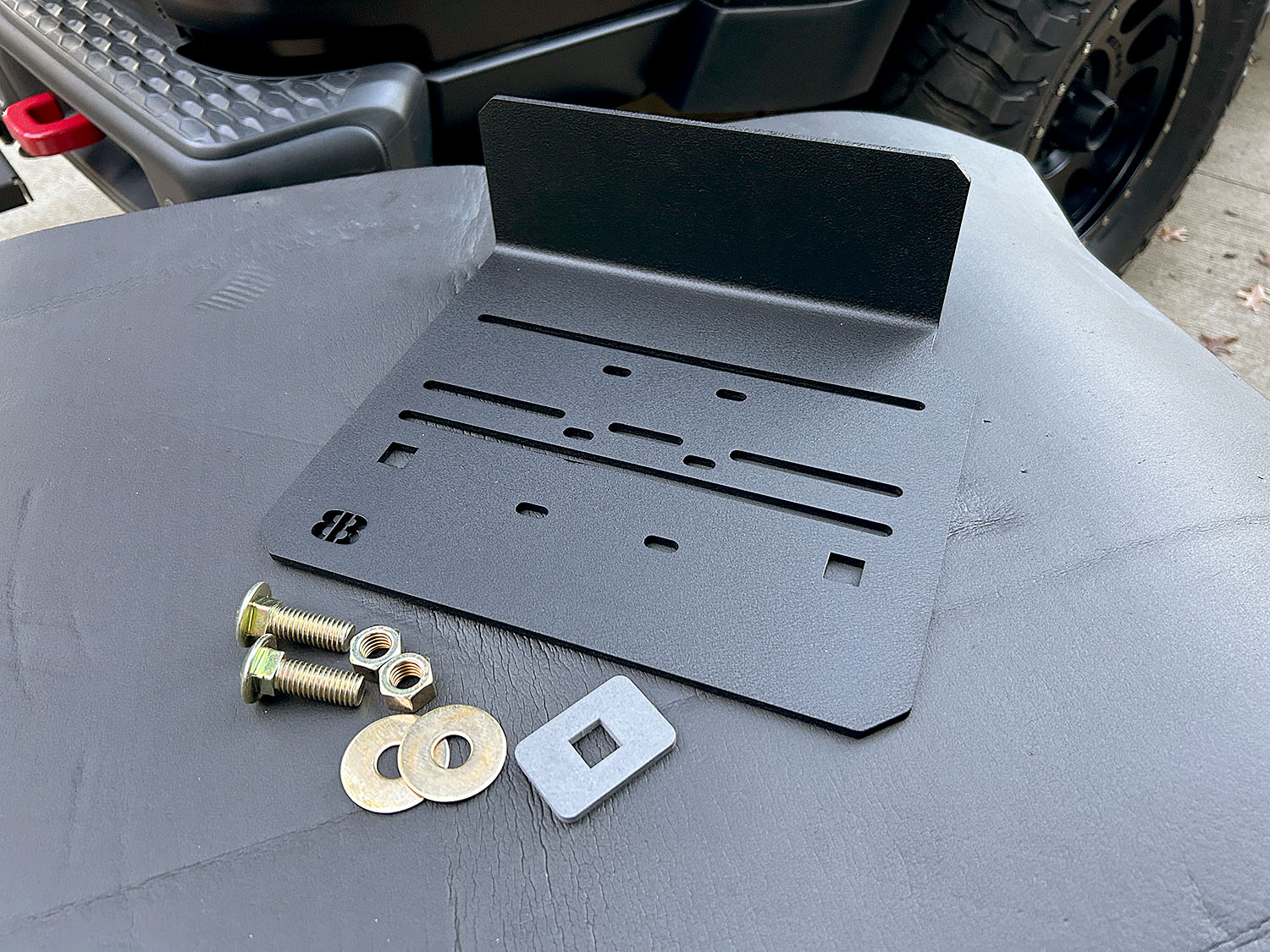 Jeep Gladiator NEW - Above the Spare Tire Compressor Mount for ARB / ViAir 813-Above-Tire-Mount-V1-7