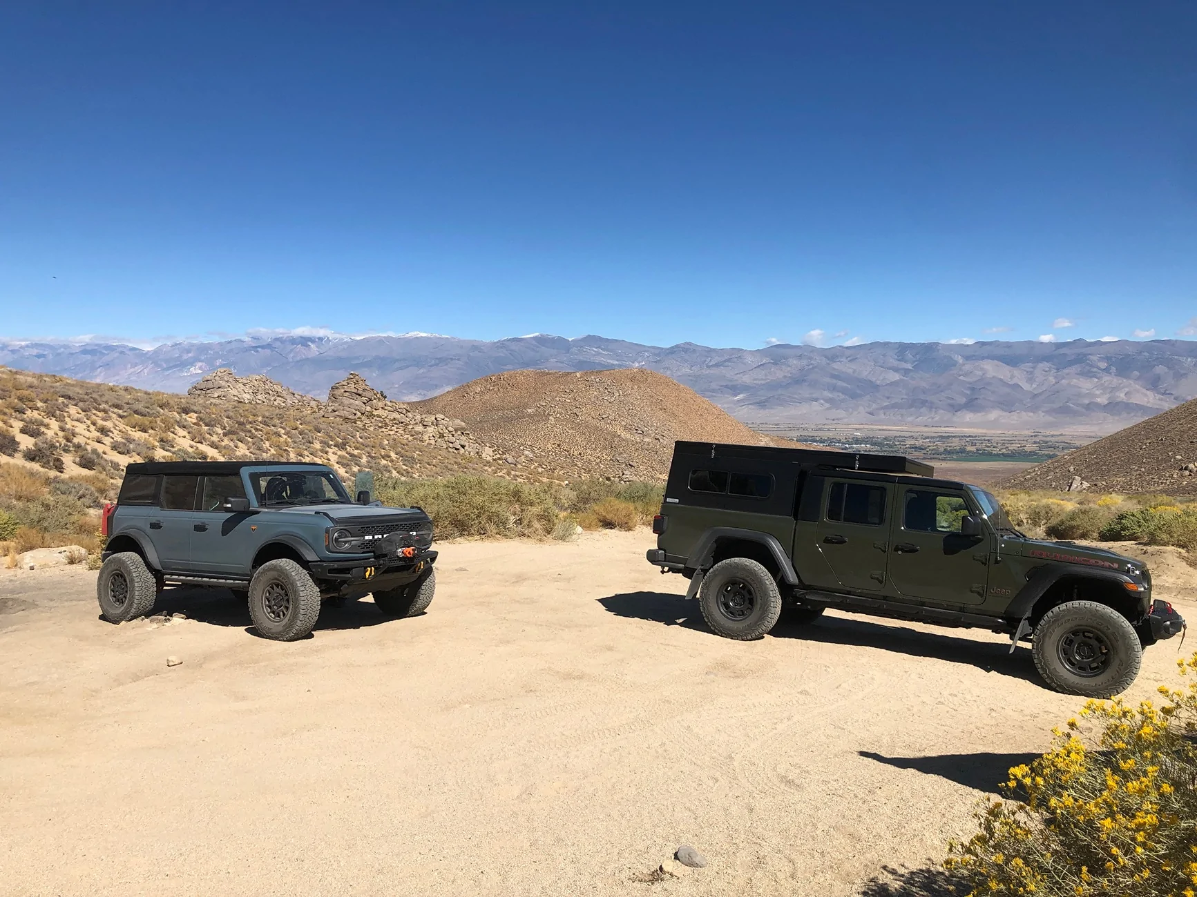 Jeep Gladiator Just installed a Topo Topper pop up camper! 20C04422-2629-4FA2-B2FA-B023965F8640