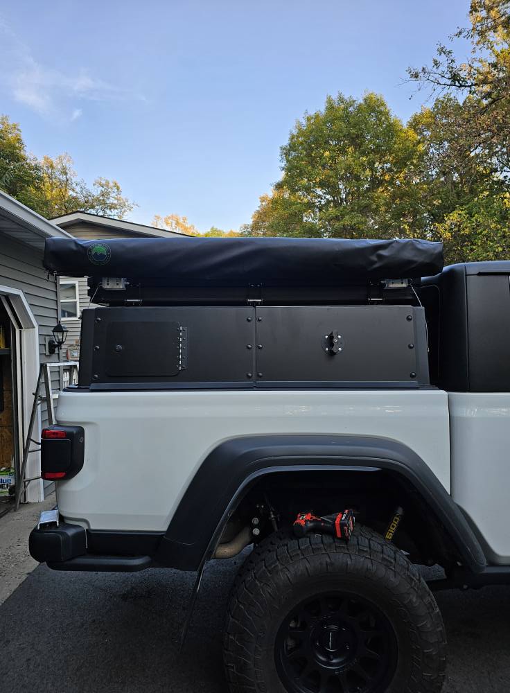 Jeep Gladiator JTdiRtyD ever changing build, trip reports, and BS thread 556846268_10163923908549172_9051926930330925815_n