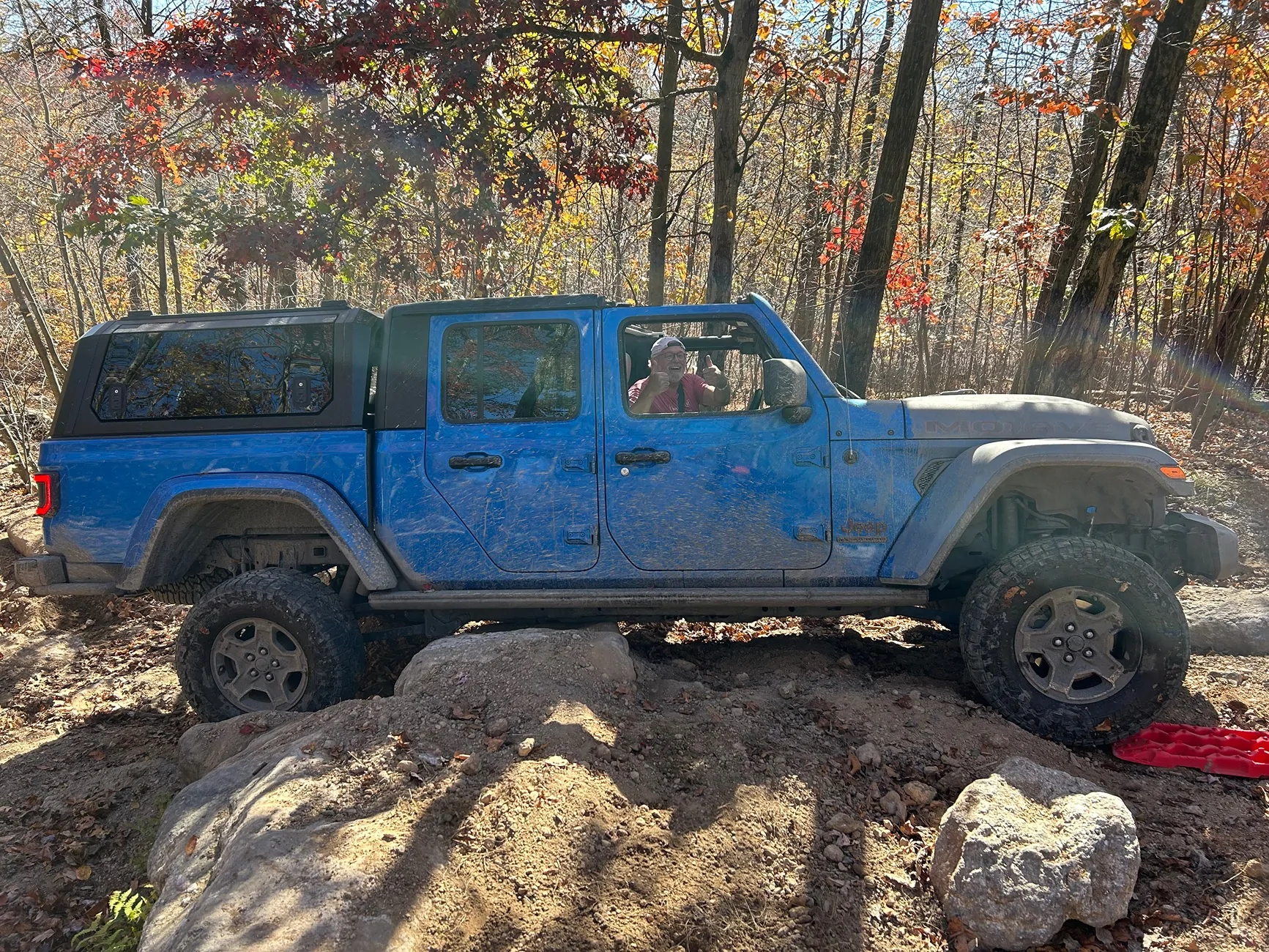 Jeep Gladiator Help Verify OEM Sliders IMG_2020