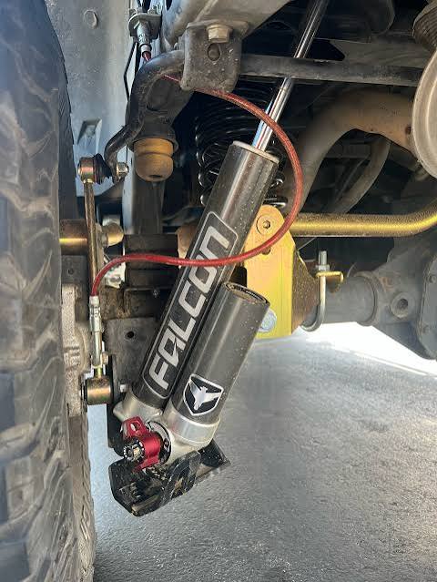 Jeep Gladiator Let’s talk shocks: Falcon 3.3 vs Bilstein 5160 IMG_9429