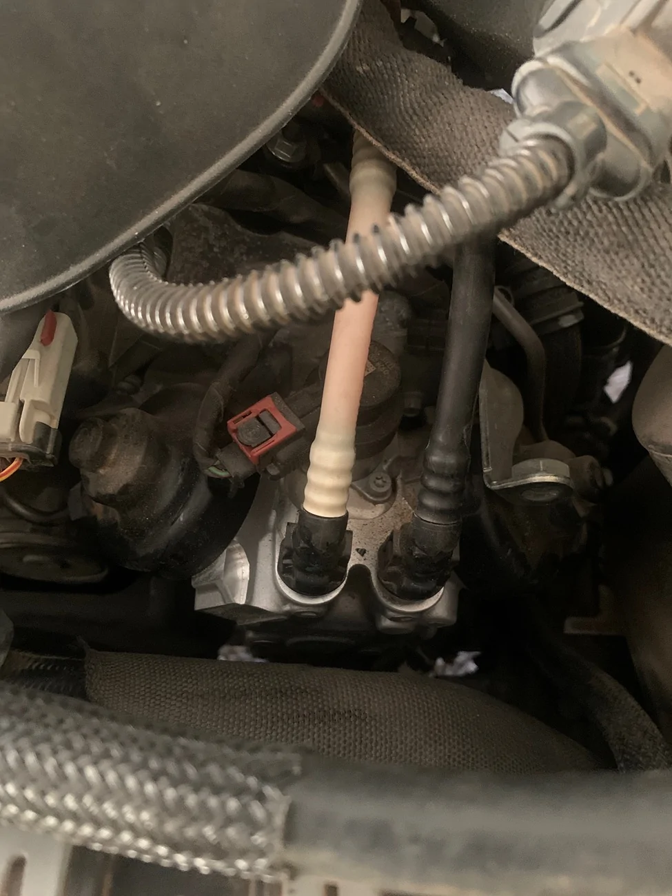 Jeep Gladiator Removing the fuel pump on a Gen 2 Eco imag