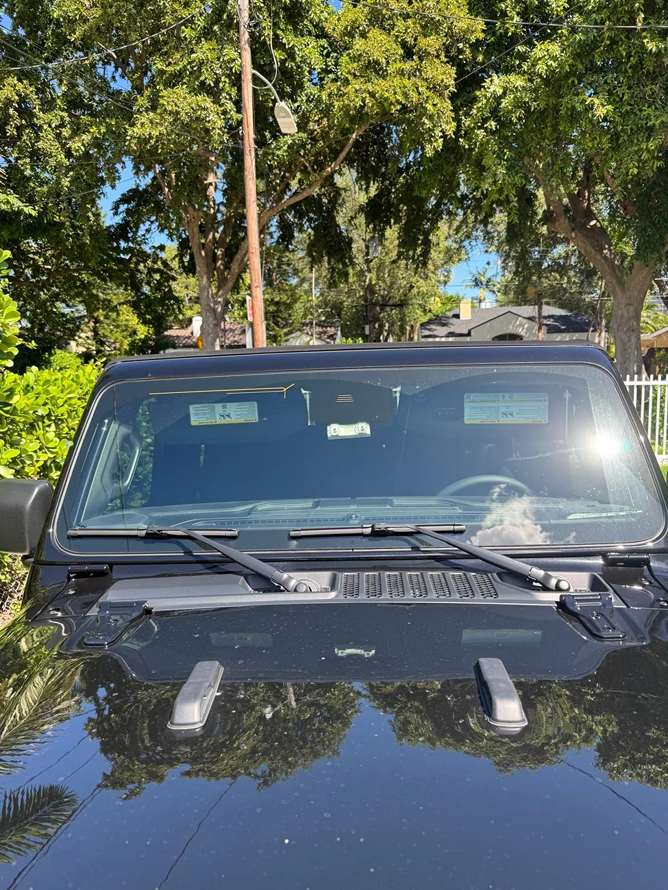 Jeep Gladiator Bestop sunrider not flush IMG_3075