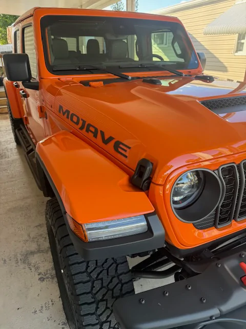 Jeep Gladiator New joose Mojave mojav