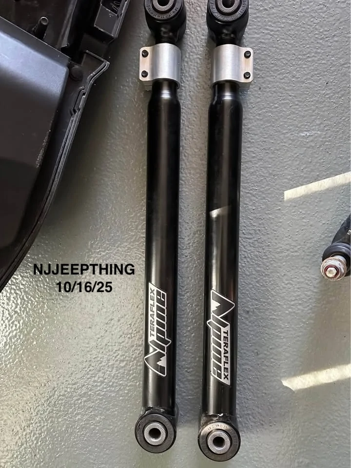 Jeep Gladiator Like new Teraflex Alpine front lower control arms for a jeep wrangler or gladiator. 542903266_4134915270130265_1910113596865216891_n