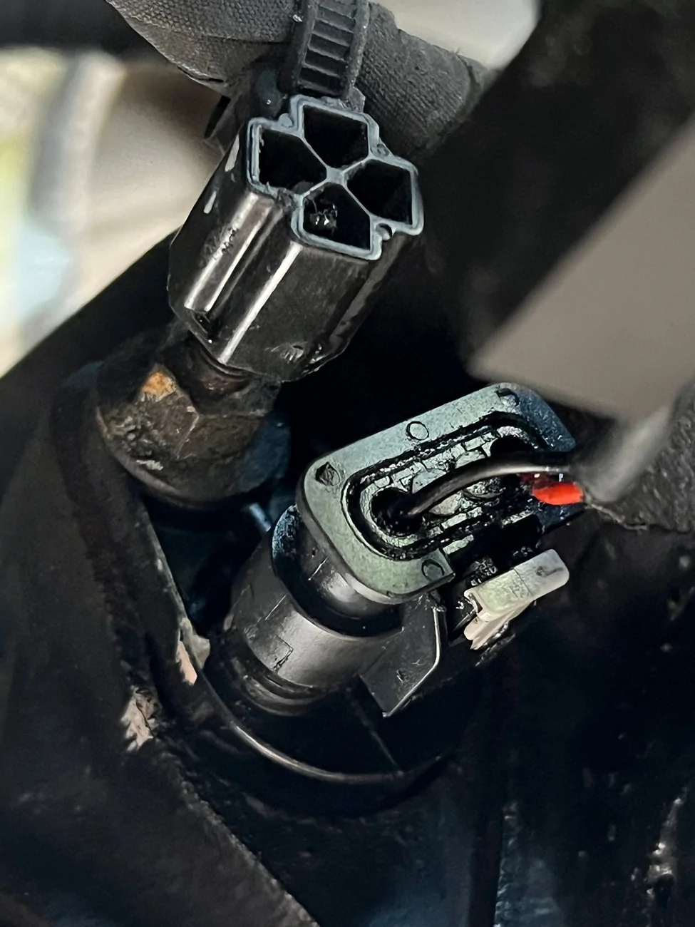 Jeep Gladiator Question about leaking rear diff actuator connector 1760646199803-36