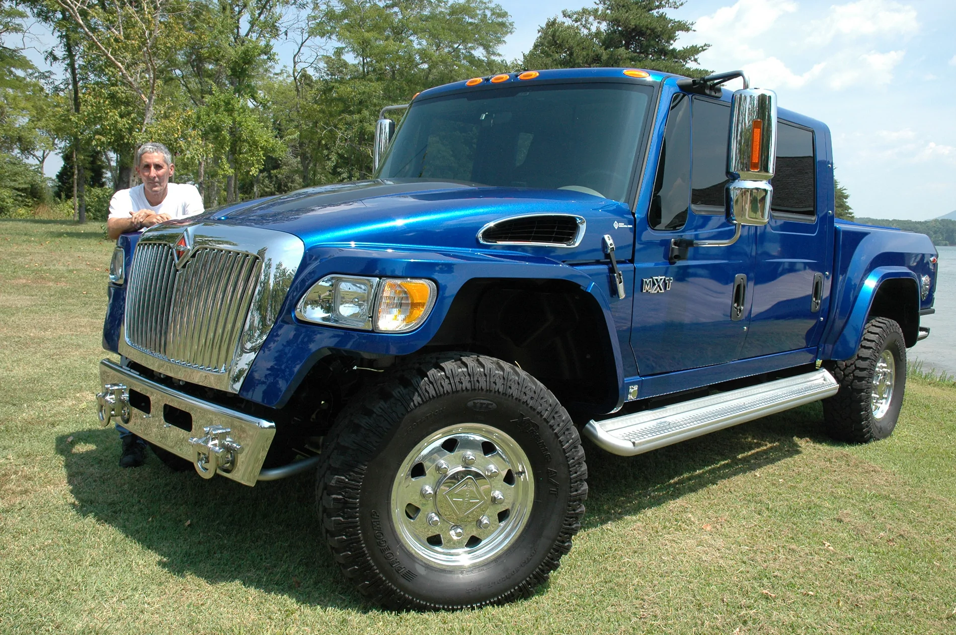 Jeep Gladiator (Ram Dakota) midsize pickup truck to be built in Toledo in 2028! MY MXT
