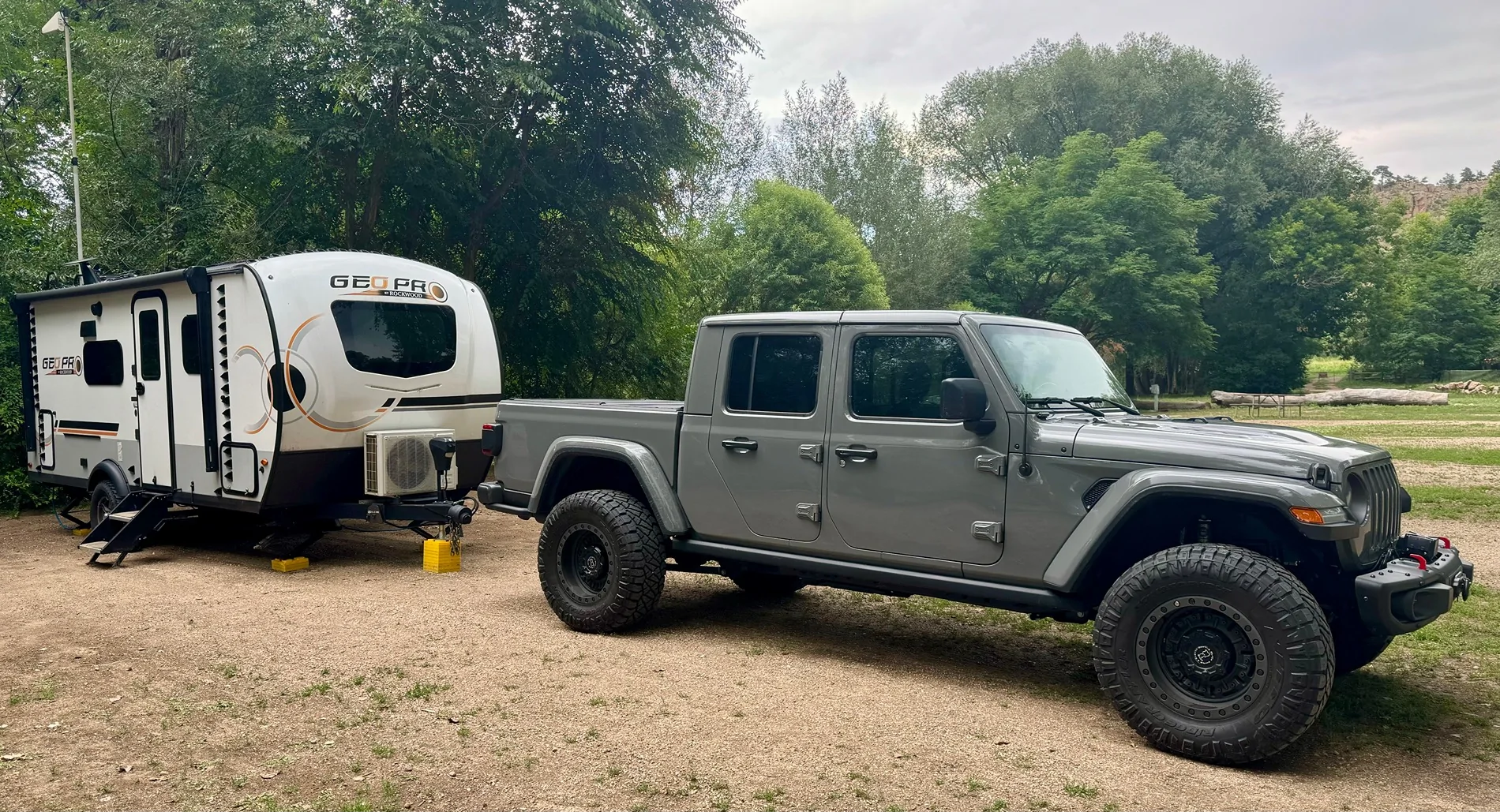 Jeep Gladiator Show us what camper / trailer / RV you're towing with your JT IMG_1492