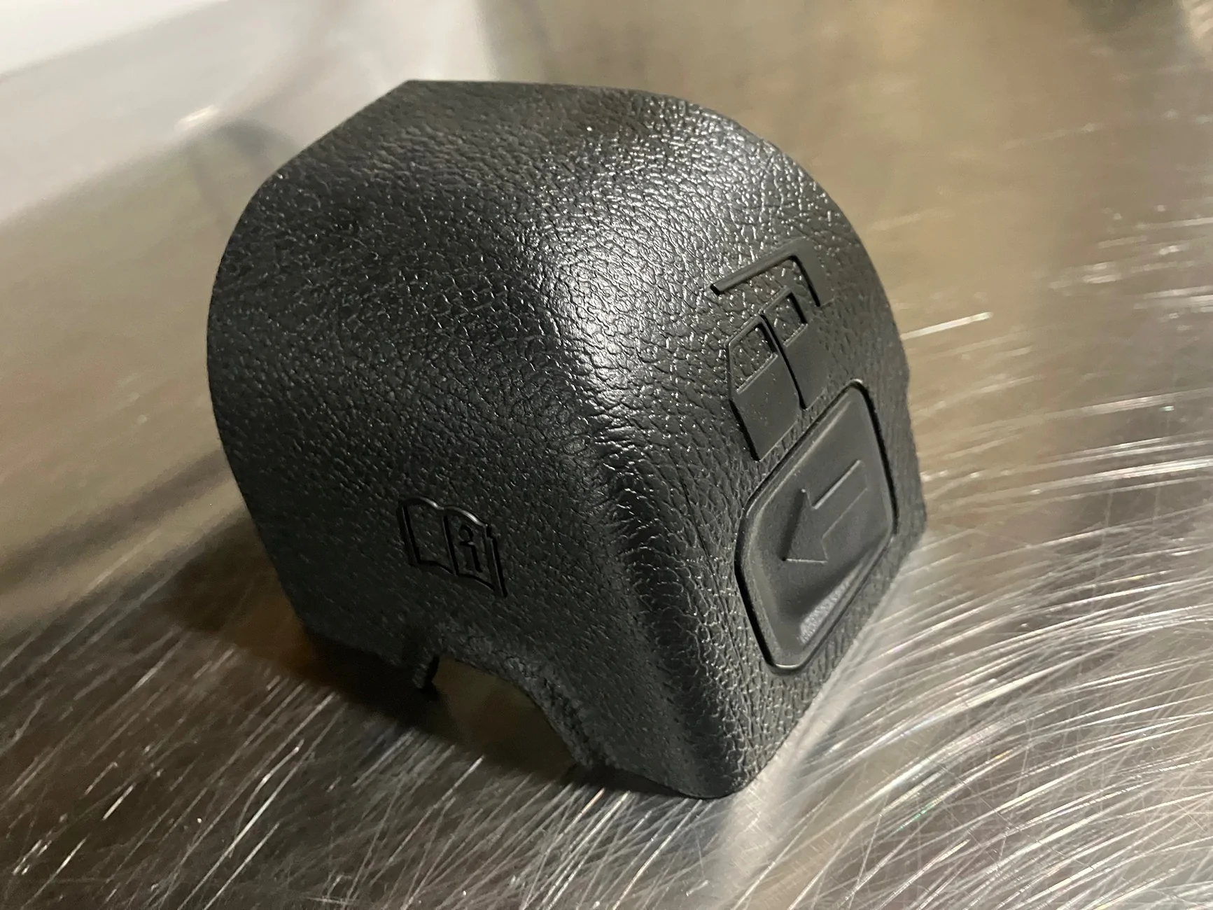 Jeep Gladiator F/S Satin Black factory Hardtop IMG_3435