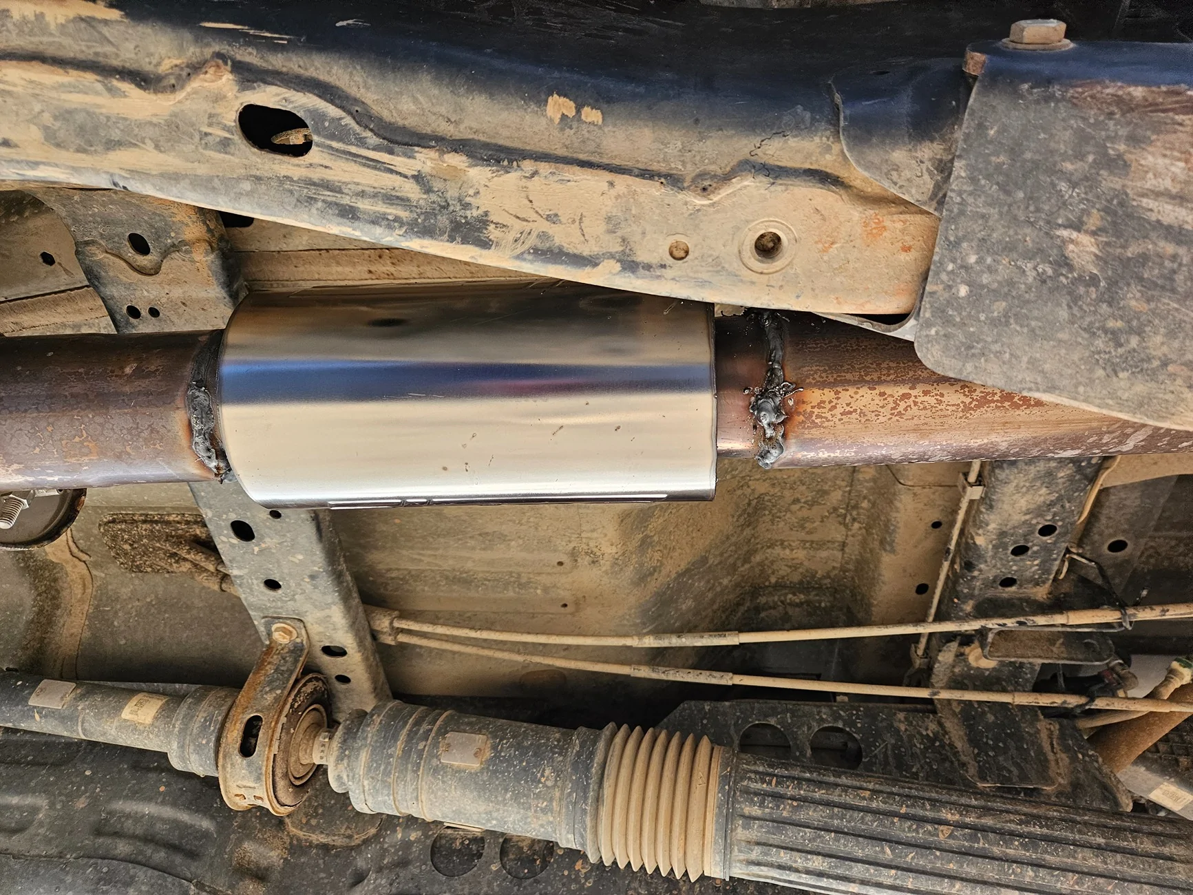 Jeep Gladiator AMW 425 5.7L HEMI installed by Rubitrux 20251018_091354