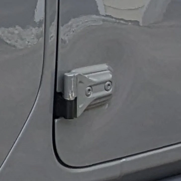 Jeep Gladiator How to fix dent from door hinge pushed in. Screenshot_20251019-131730~2