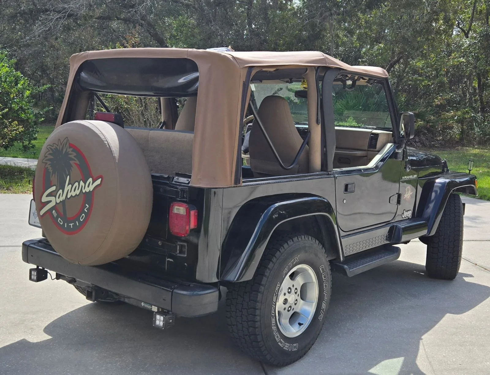 Jeep Gladiator 2002 Jeep Wrangler Sahara IMG_20251019_182734