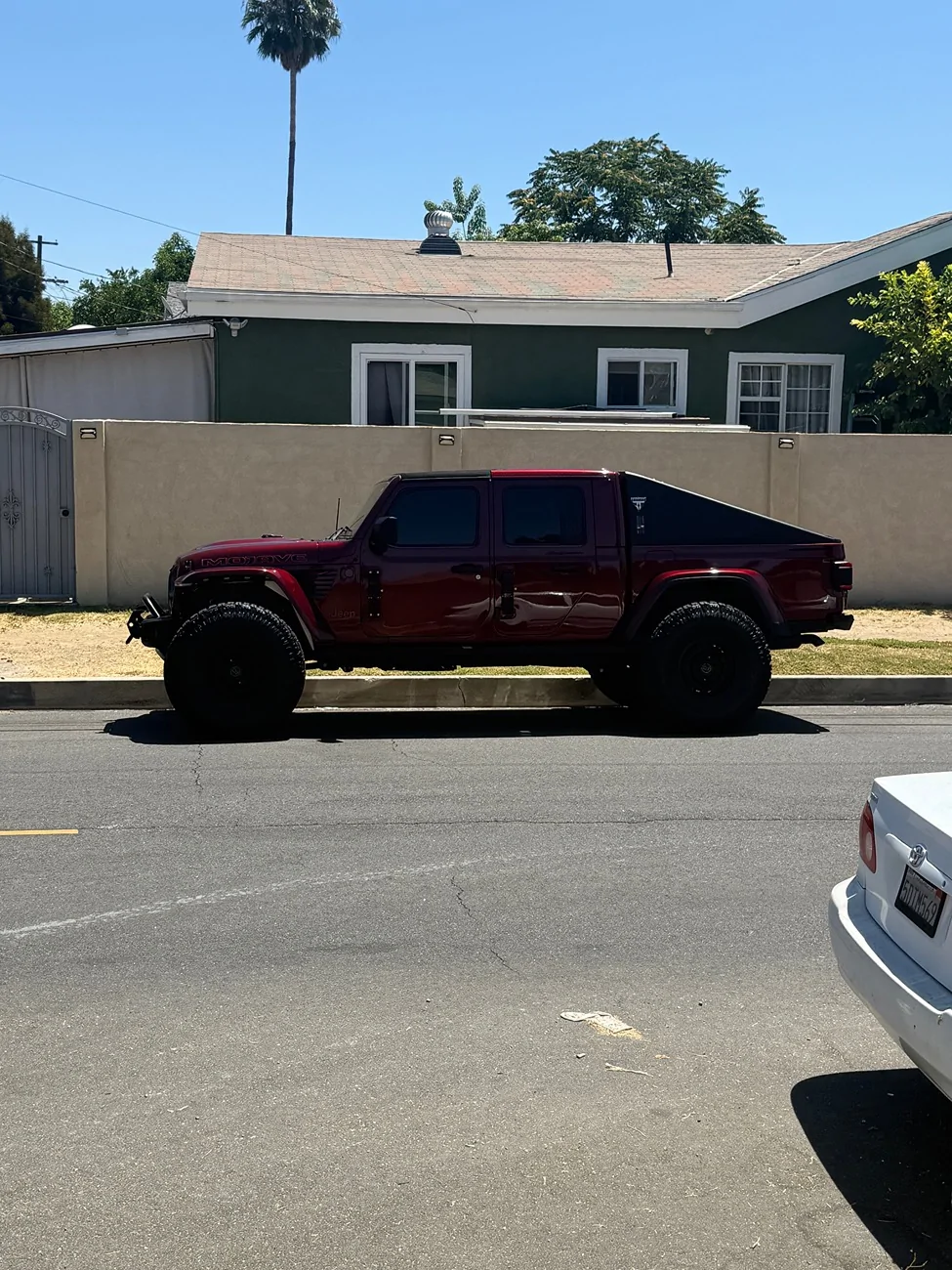 Jeep Gladiator What's the purpose of the slant top? IMG_2867