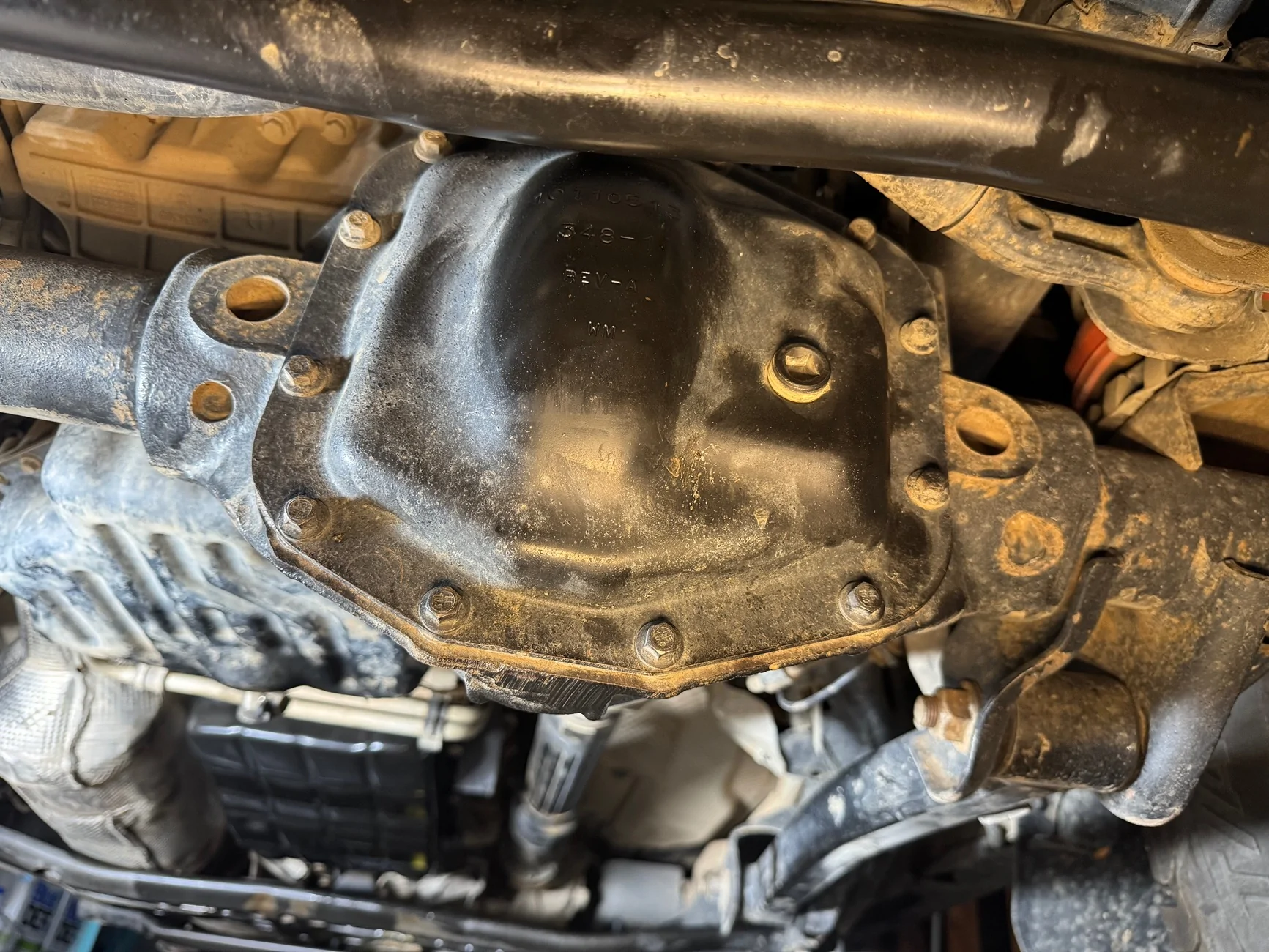 Jeep Gladiator My front diff doesn’t have a drain plug.  Is this normal? IMG_0255