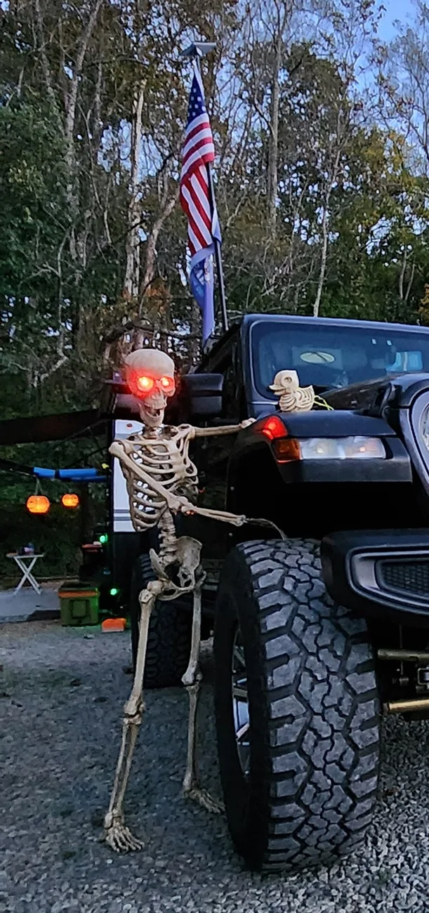 Jeep Gladiator Cool Daily Random JT Gladiator Pics -- Post Em! 📸 20251017_185141(1)